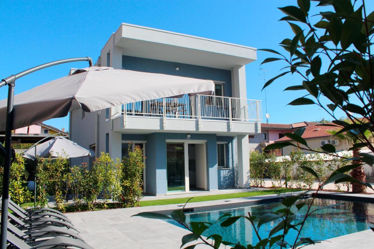 Villa Karolina Desenzano del Garda Exterior foto